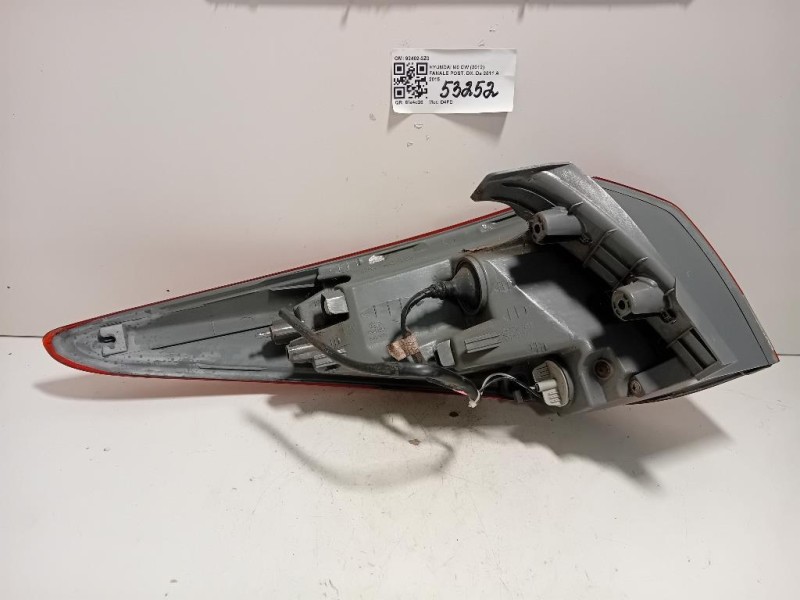 Fanale POST DX 92402-3Z0 Hyundai I40 CW 2012