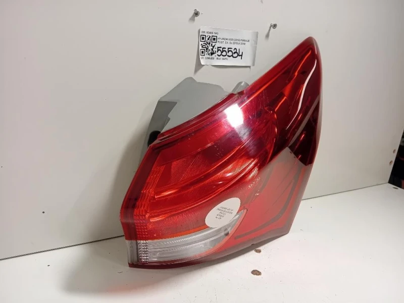 Fanale POST DX 92402-1K0 Hyundai IX20 2015