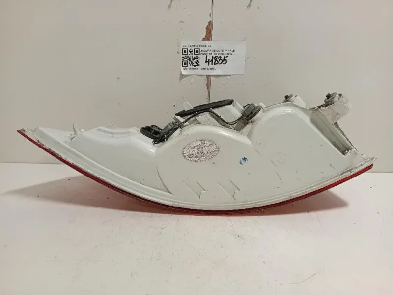 Fanale POST DX FANALE POST DX Jaguar XE 2015