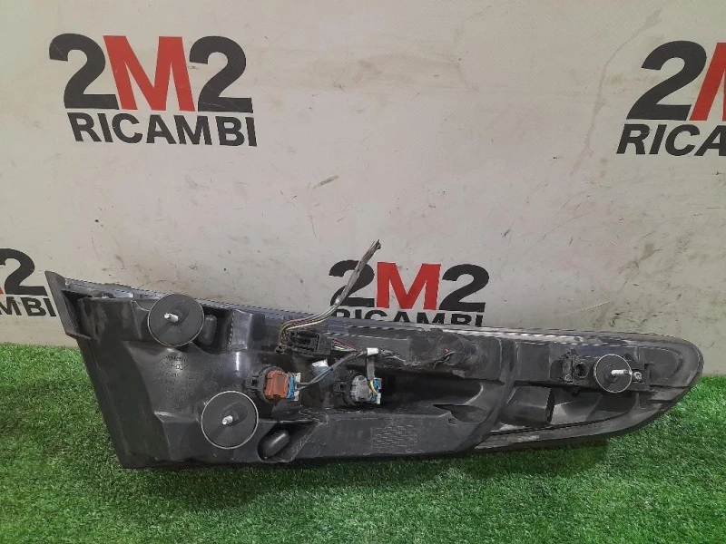 Fanale POST DX 8X2313404 Jaguar XF I 2008