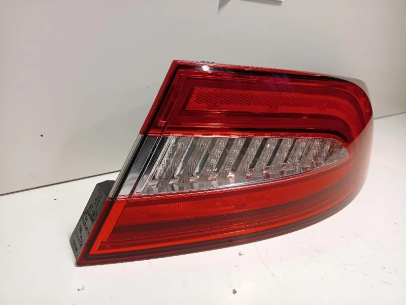 Fanale POST DX VPCX2X-13A517-A Jaguar XF I 2011