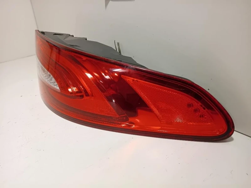 Fanale POST DX VPCX2X-13A517-A Jaguar XF I 2011