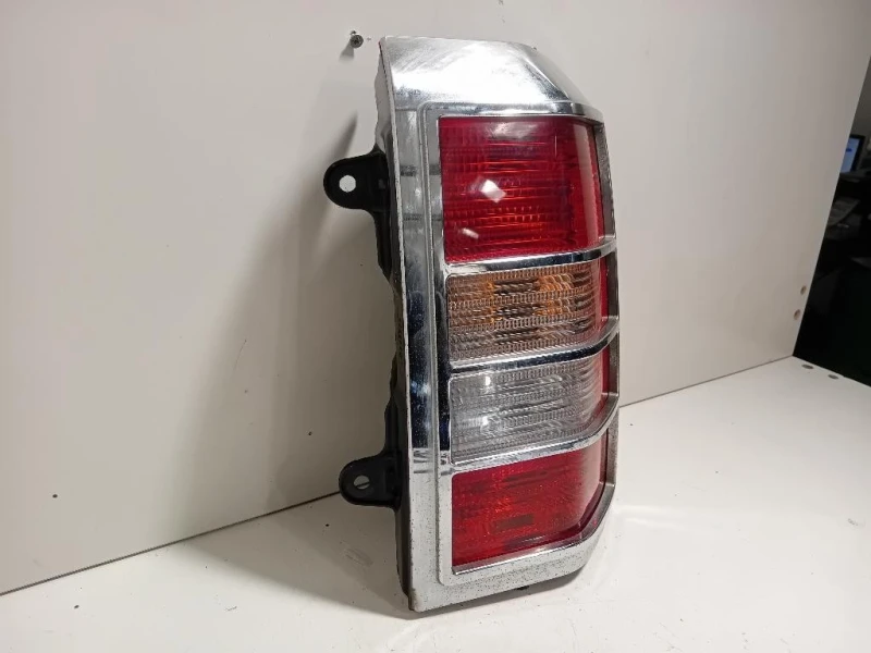 Fanale POST DX FANALE POST DX Jeep Patriot 2007