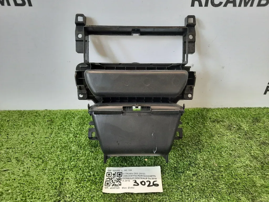 Vaschetta Portaoggetti Console Centrale 825202 Citroen DS3 2010