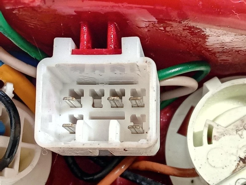 Fanale POST DX 92404-A20 Kia CEED II 2012