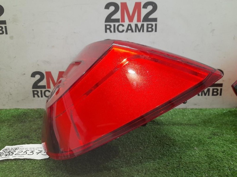 Fanale POST DX 81A945070C Audi Q2 GAB 2016
