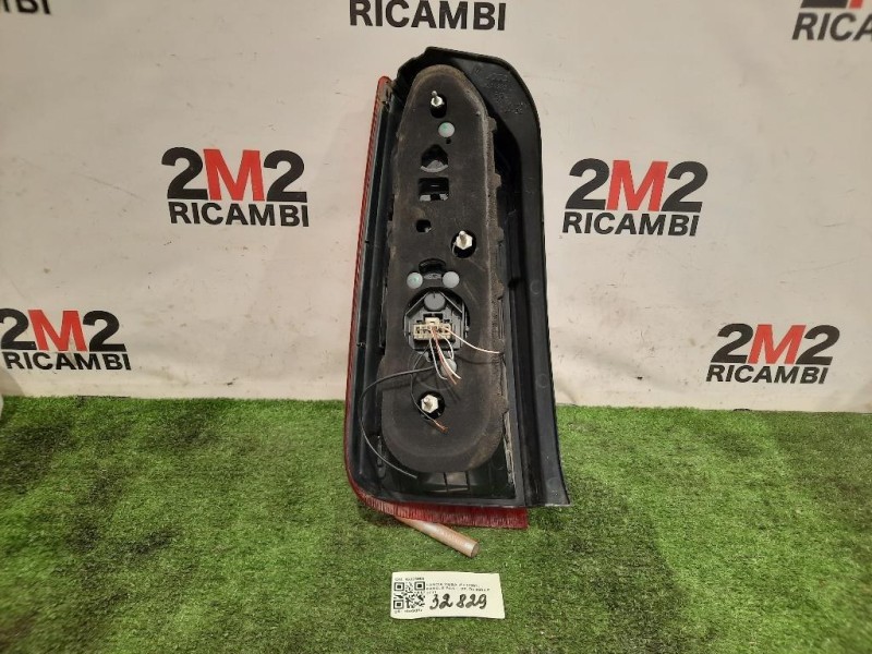 Fanale POST DX 46829508 Lancia MUSA II 2007