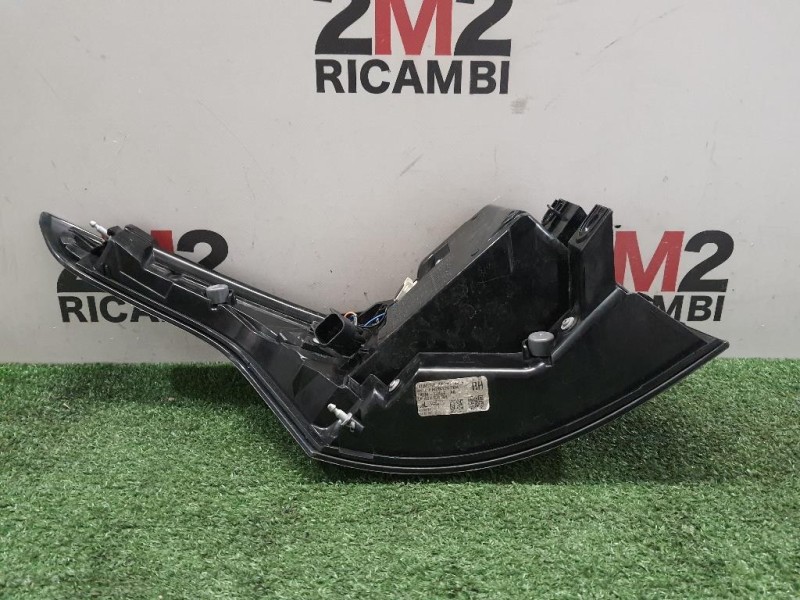 Fanale POST DX FK6M13404AA Land Rover Range Rover Sport III 2014