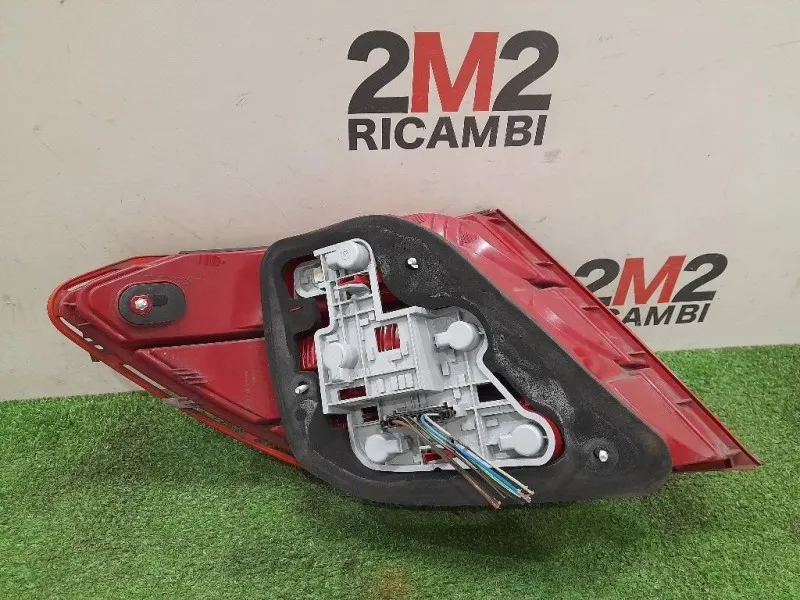 Fanale POST DX A2048200264 Mercedes Classe C W204 2007