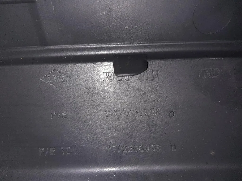 Paraurti ANT 620220025R Dacia Duster I 2010