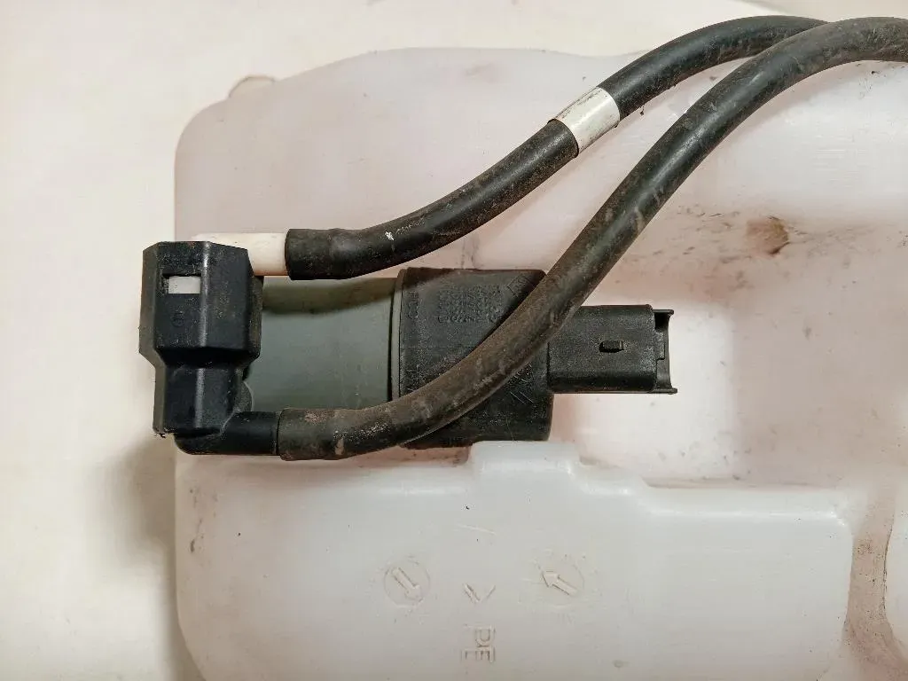 Vaschetta Tergicristalli VASCHETTA TERGICRISTALLI Nissan Qashqai+2 2010