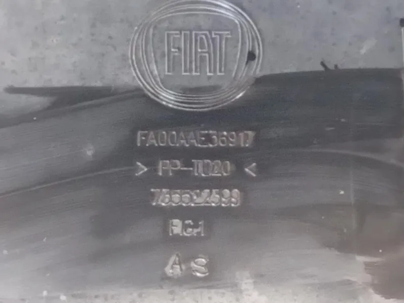 Paraurti ANT 71777654 Fiat 500L 2013