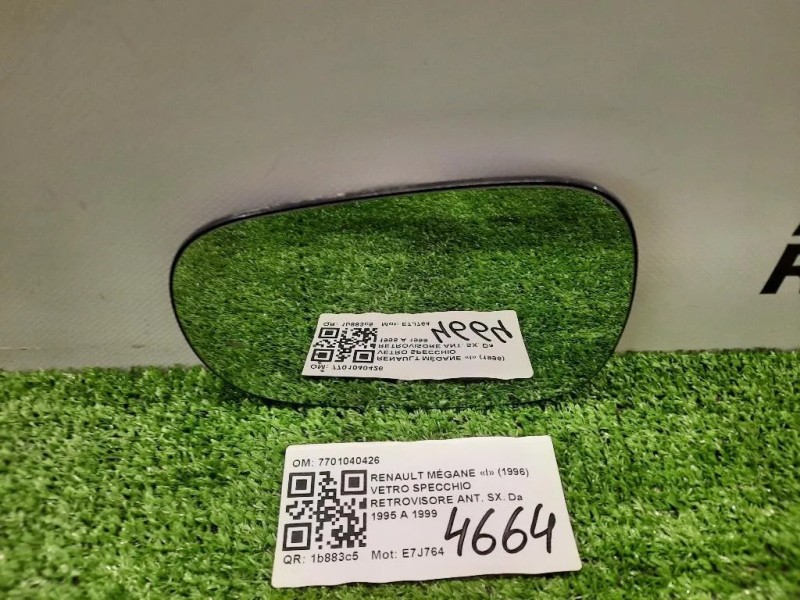 Vetro Specchio Retrovisore ANT SX 7701040426 Renault Mégane I 1996