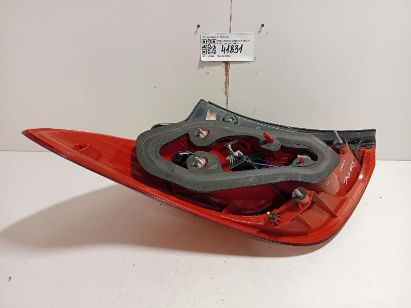 Fanale POST DX 42435942 STOP POST Opel Mokka X 2016