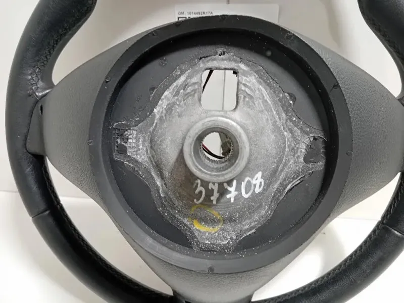 Volante 1014492R17A Alfa Romeo Giulietta 2010