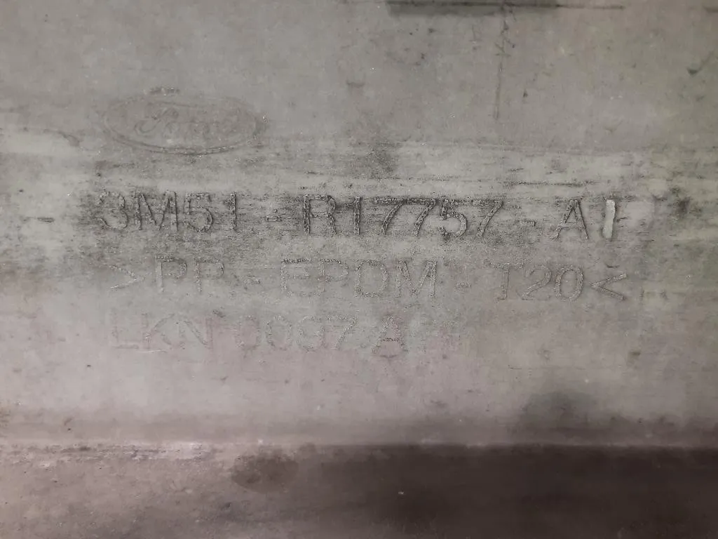 Paraurti ANT 3M51-R17757-AI Ford Focus II 2005