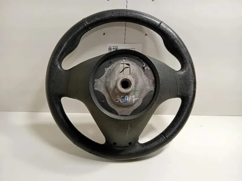 Volante 1040569R Alfa Romeo Giulietta 2013