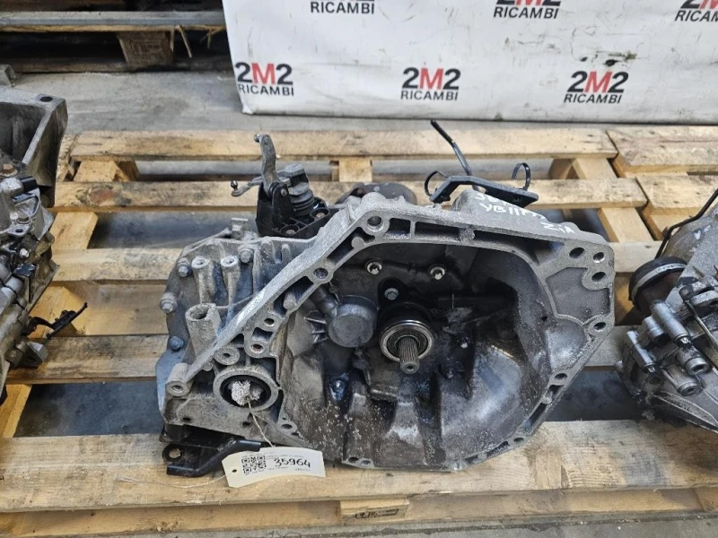 Cambio CE JRQ S2G ST 3201001Q2G Nissan JUKE I 2010