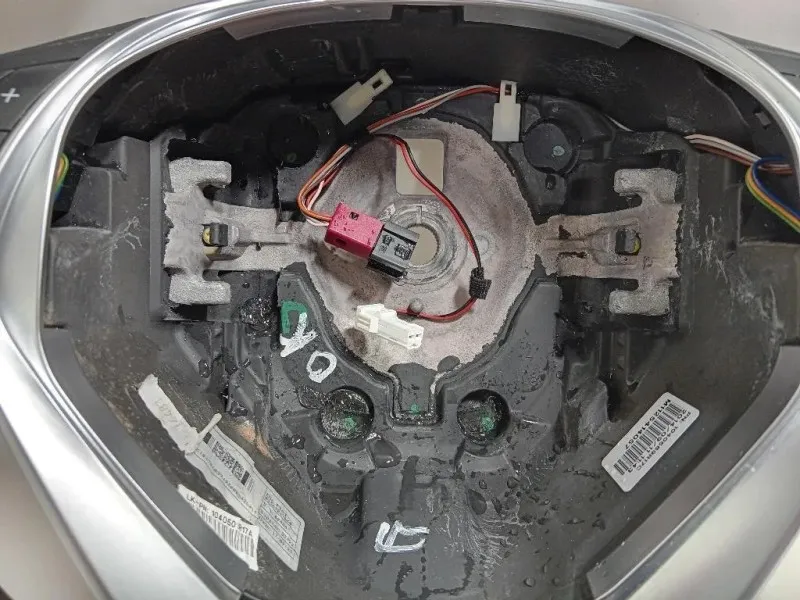 Volante 1040569R Alfa Romeo Giulietta 2013