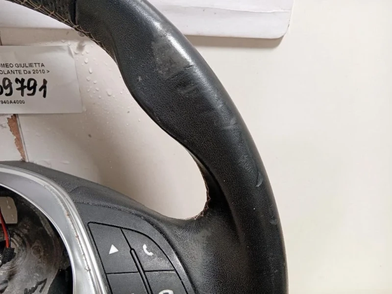 Volante 01561061600 Alfa Romeo Giulietta 2013