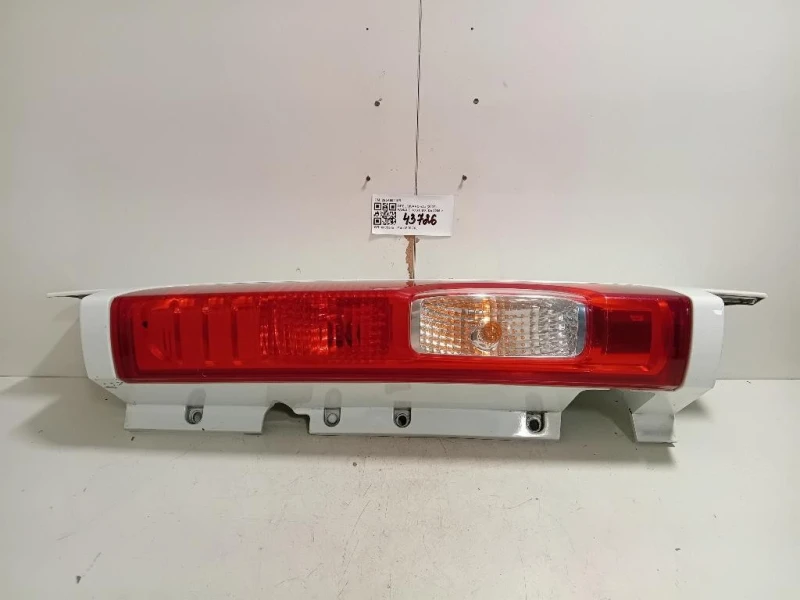 Fanale POST DX 265A60118R Opel Vivaro A 2007