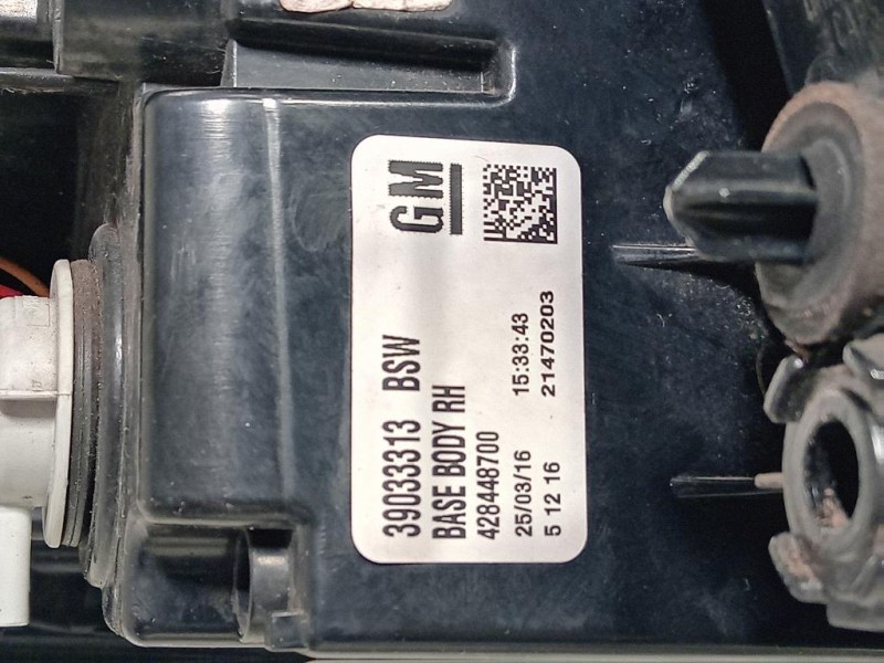 Fanale POST DX 39033313 Opel Zafira C 2012