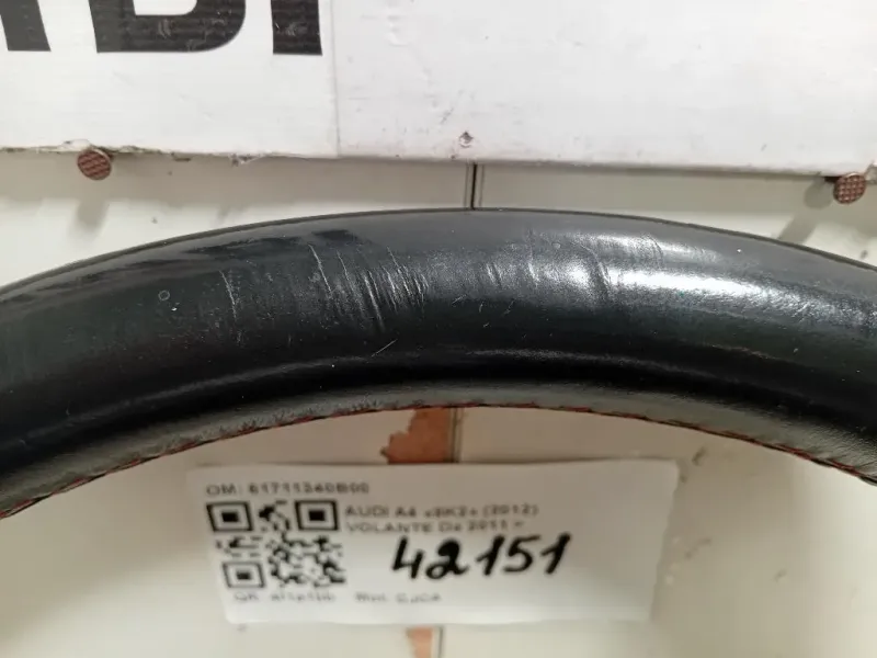 Volante 61711340B00 Audi A4 8K2 2012