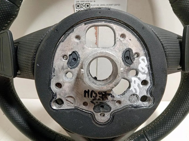 Volante 8W0 419 091 M Audi A4 8K5 Avant 2012