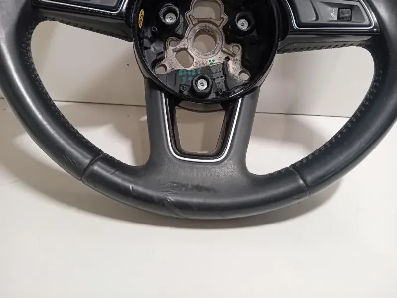 Volante 5654256968K0880201 Audi A4 8W2 2015