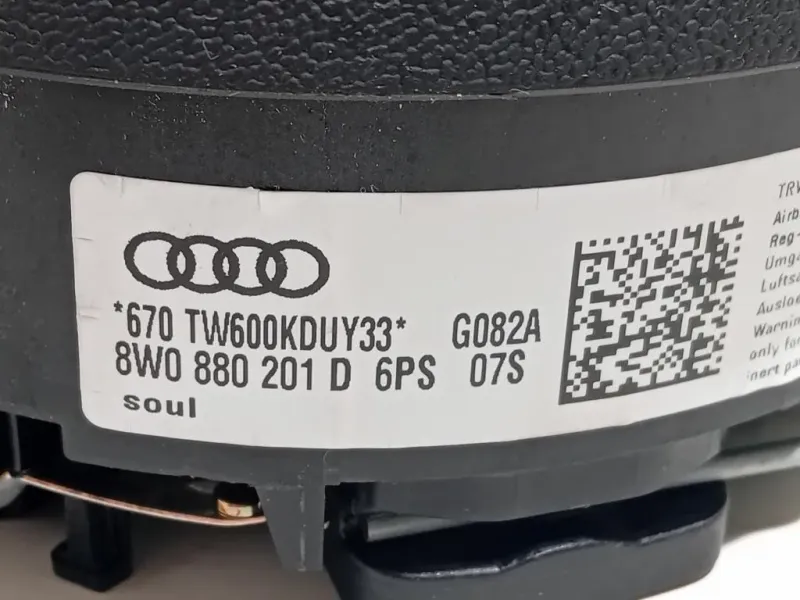 Volante 5654256968K0880201 Audi A4 8W2 2015