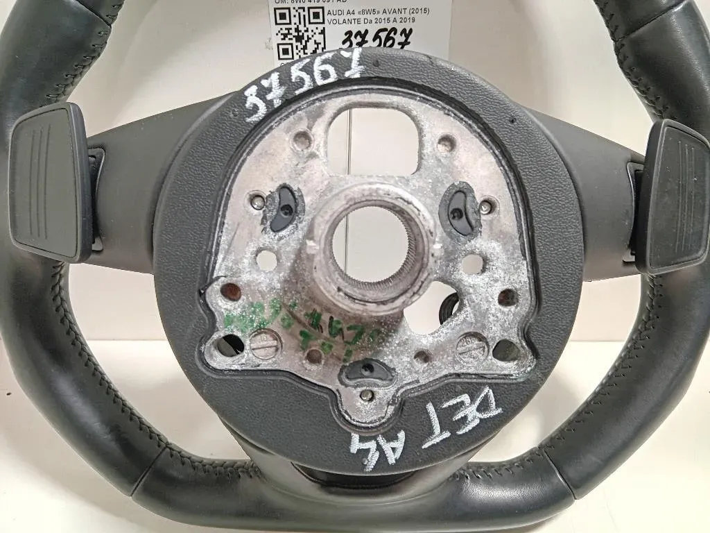Volante 8W0 419 091 AD Audi A4 8W5 Avant 2015