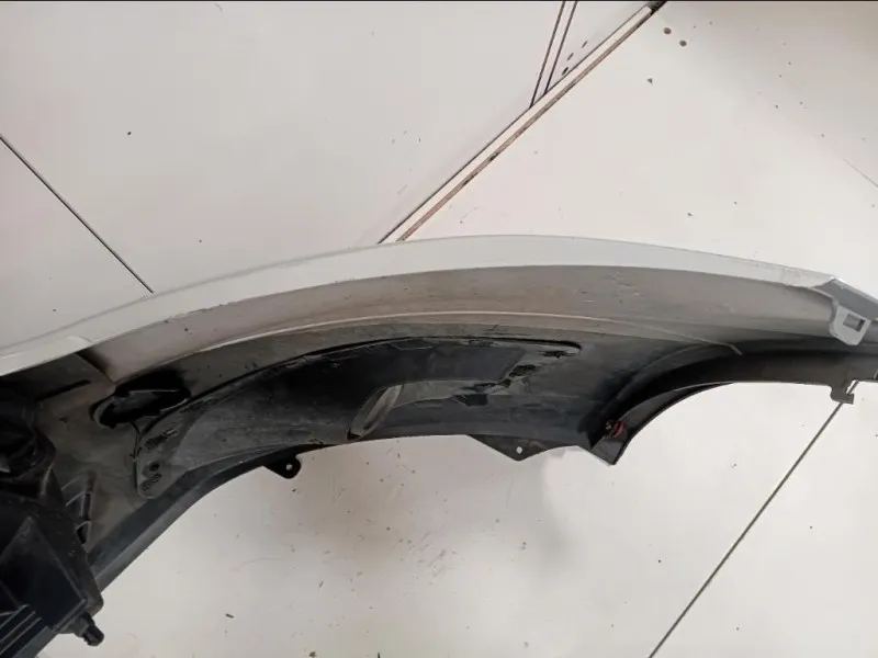 Paraurti ANT 1932018 Ford Transit Courier 2014