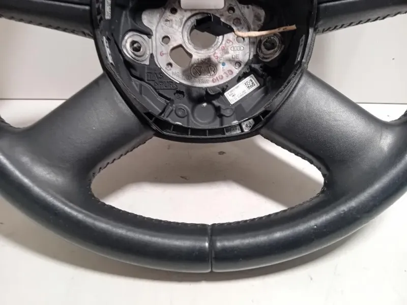 Volante 61678340C004F0 880 201 Audi A6 4F2 2008