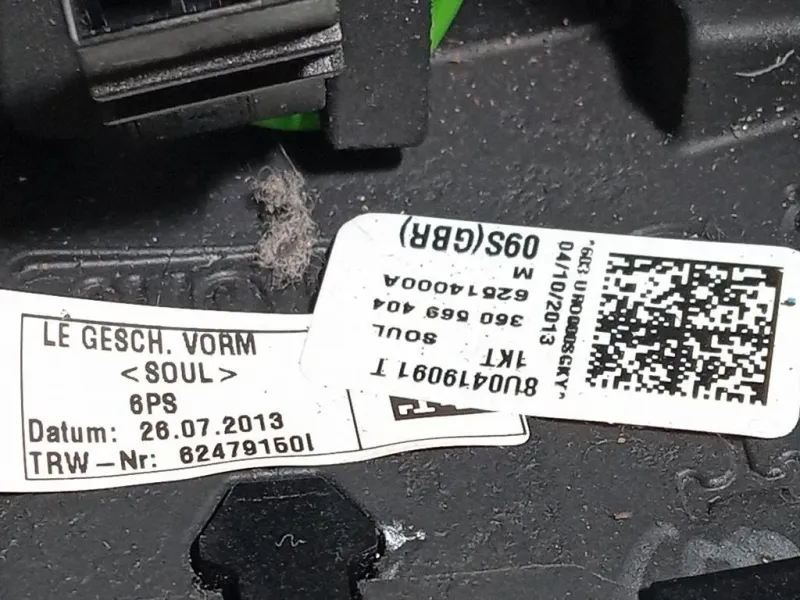 Volante 62482360D Audi Q3 8UB 2012