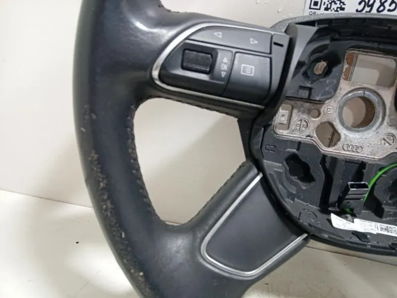 Volante 62482360D Audi Q3 8UB 2012