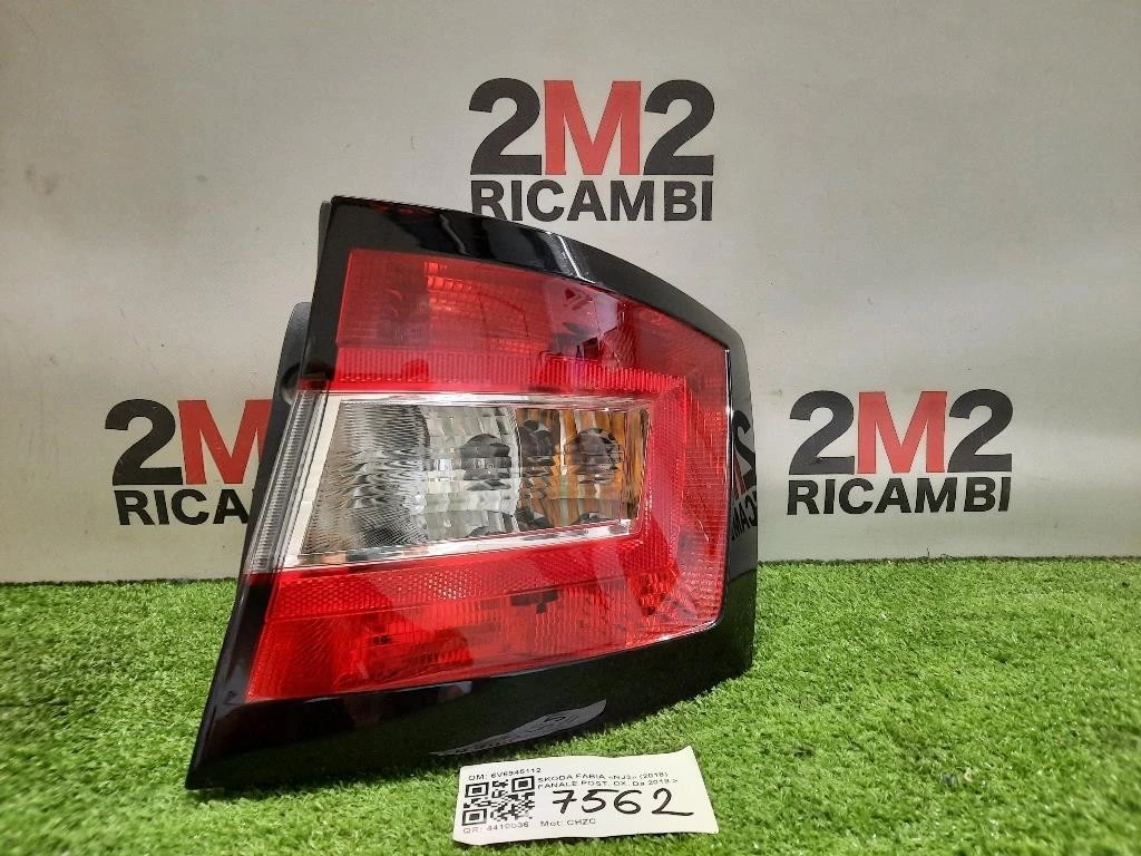 Fanale POST DX 6V6945112 Skoda Fabia NJ3 2018