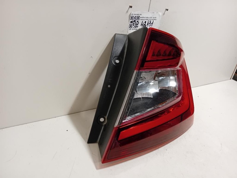 Fanale POST DX 6V6 945 208 Skoda Fabia NJ3 2018
