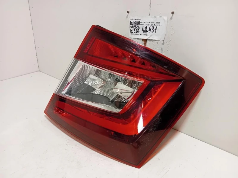 Fanale POST DX 6V6 945 208 Skoda Fabia NJ3 2018