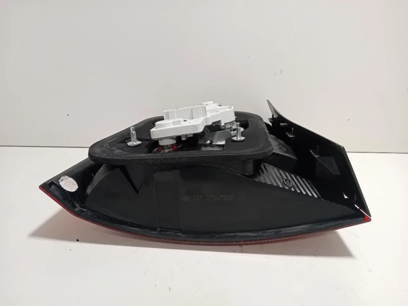 Fanale POST DX 1Z9945258 Skoda Octavia 1Z3 2009