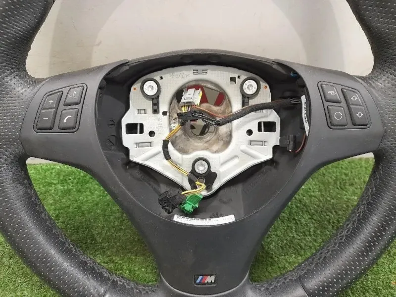 Volante 7839075 Bmw Serie 1 E82 Coupe 2005