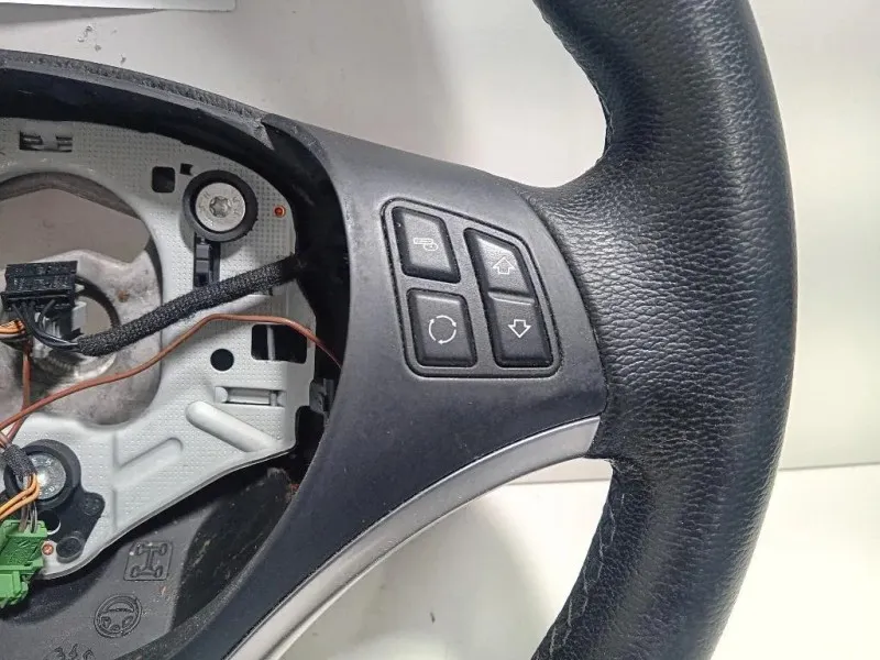 Volante 912328802 Bmw Serie 1 E87 Berlina 2005