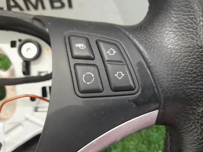 Volante 6769894 Bmw Serie 3 E90 Berlina 2005