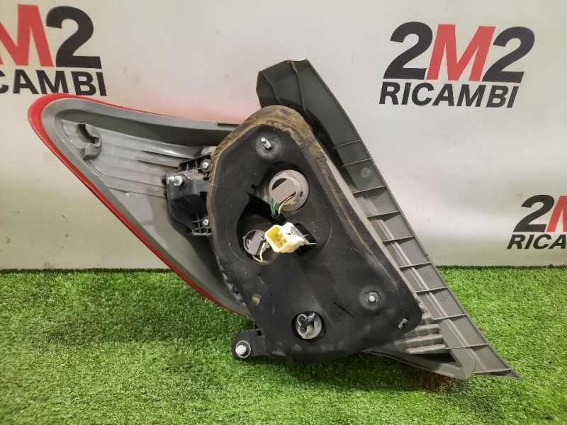 Fanale POST DX 815510D370 Toyota Yaris IV 2012
