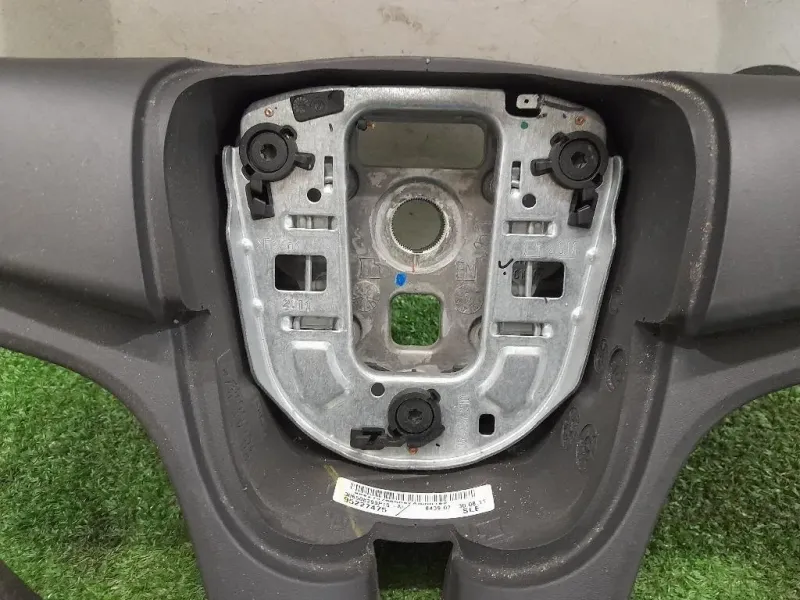 Volante 95227475 Chevrolet Cruze 2011