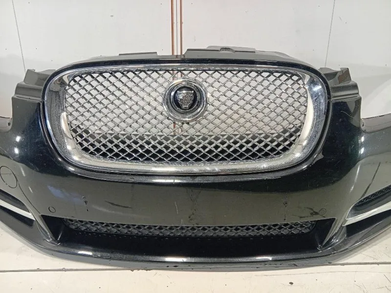 Paraurti ANT 8X23-170831 Jaguar XE 2015