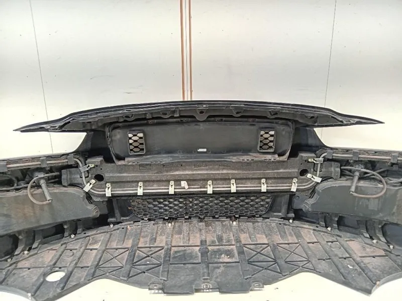 Paraurti ANT CX7M-17F003-AA Jaguar XE 2015