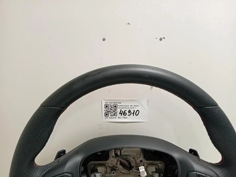 Volante 34212948 A06 Ford KUGA III 2020