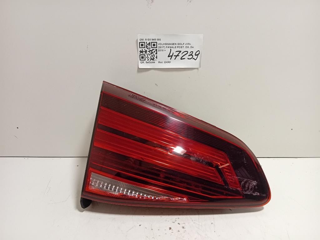 Fanale POST DX 5 G0 945 093 AH Volkswagen GOLF VII 2017