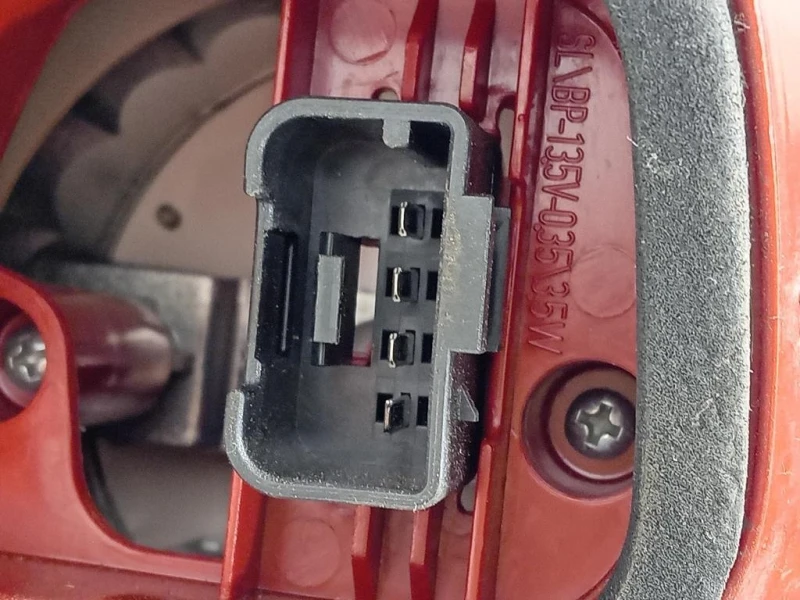 Fanale POST DX 3C9 945 096 N Volkswagen Passat V 2005