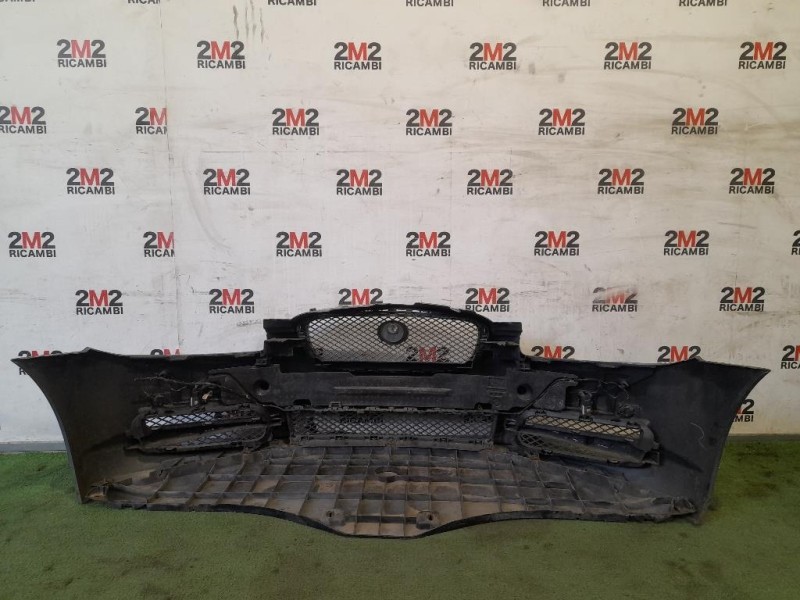 Paraurti ANT 8X23-17E898 Jaguar XF I 2008